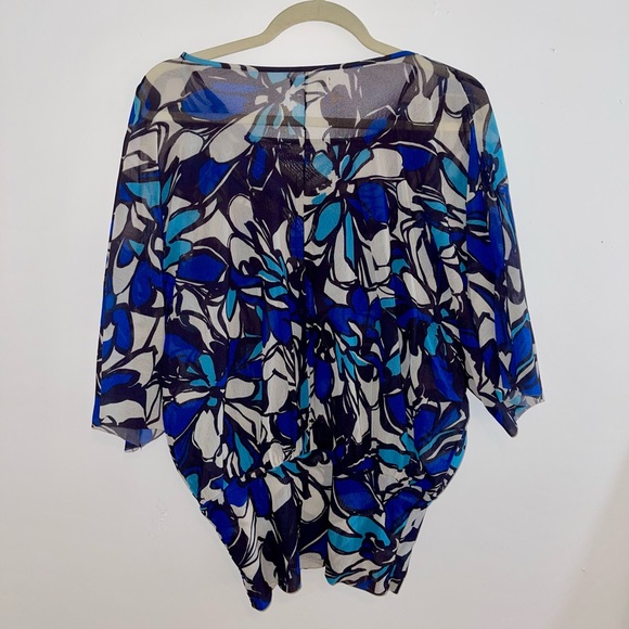 Printed Top - Picture 2 of 5